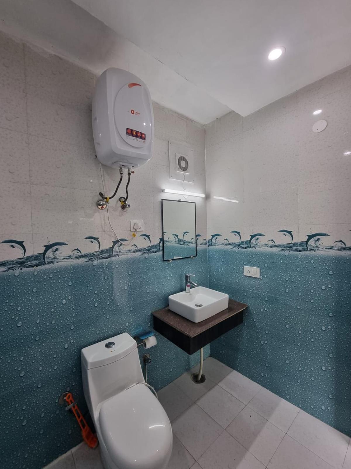 Hotel Stay Well Banikhet Bagian luar foto