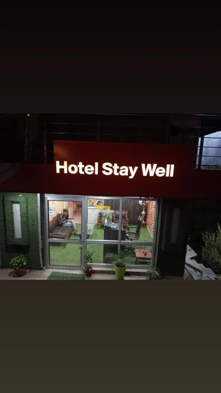 Hotel Stay Well Banikhet Bagian luar foto